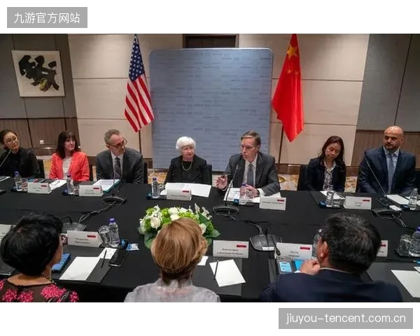 三方博弈难自保：如何在复杂关系中守护长期利益