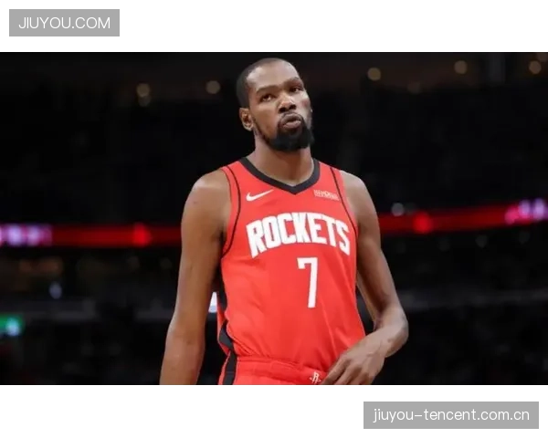 NBA历史十大锋线得分手：伯德、杜兰特等人超越安东尼，为球迷解读“得分王”背后的传奇